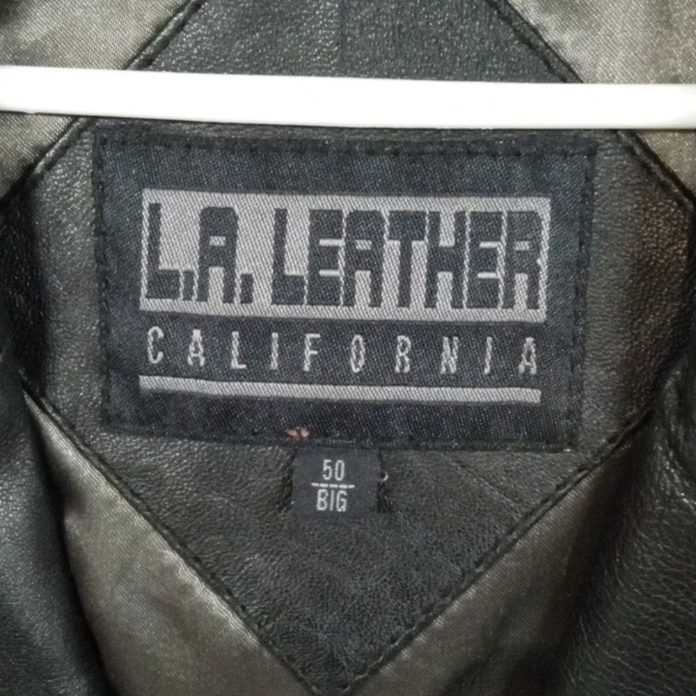 Leather jacket - Picture 2 of 2